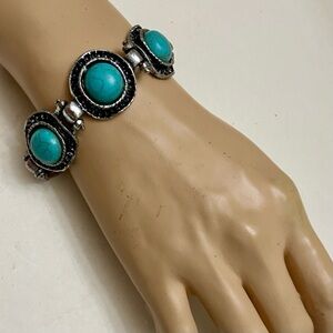 Vintage, Silver Tone and 3 Faux Turquoise Chain Bracelet 8in L x 1in W